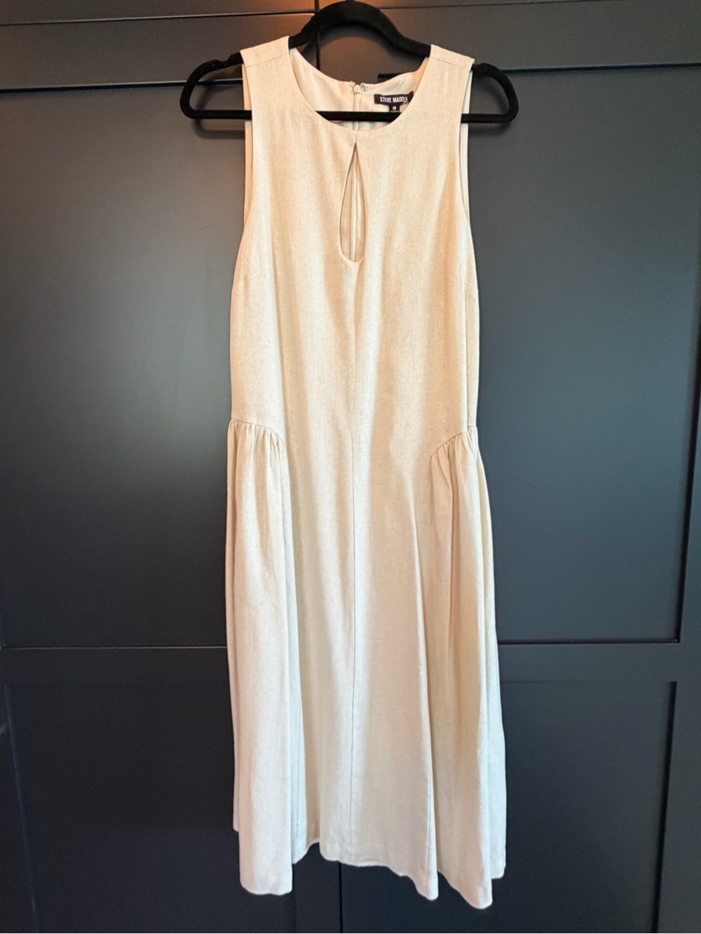Steve Madden Sleeveless Keyhole Maxi Dress